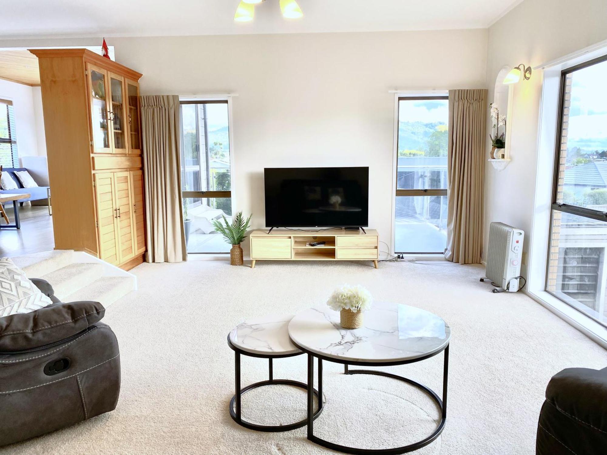 Spacious Retreat With Mountain View Rotorua Extérieur photo
